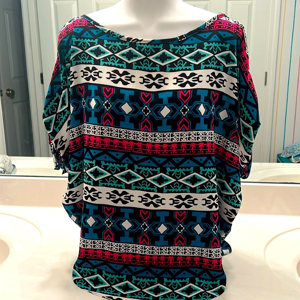 Like new colorful tunic by Joyce
